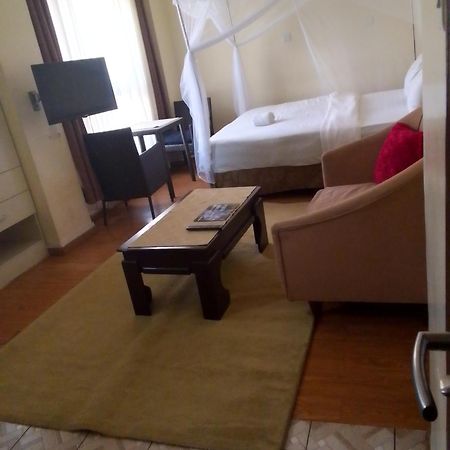 Eddy Suites, Emeli Hotel Nairobi Exteriér fotografie
